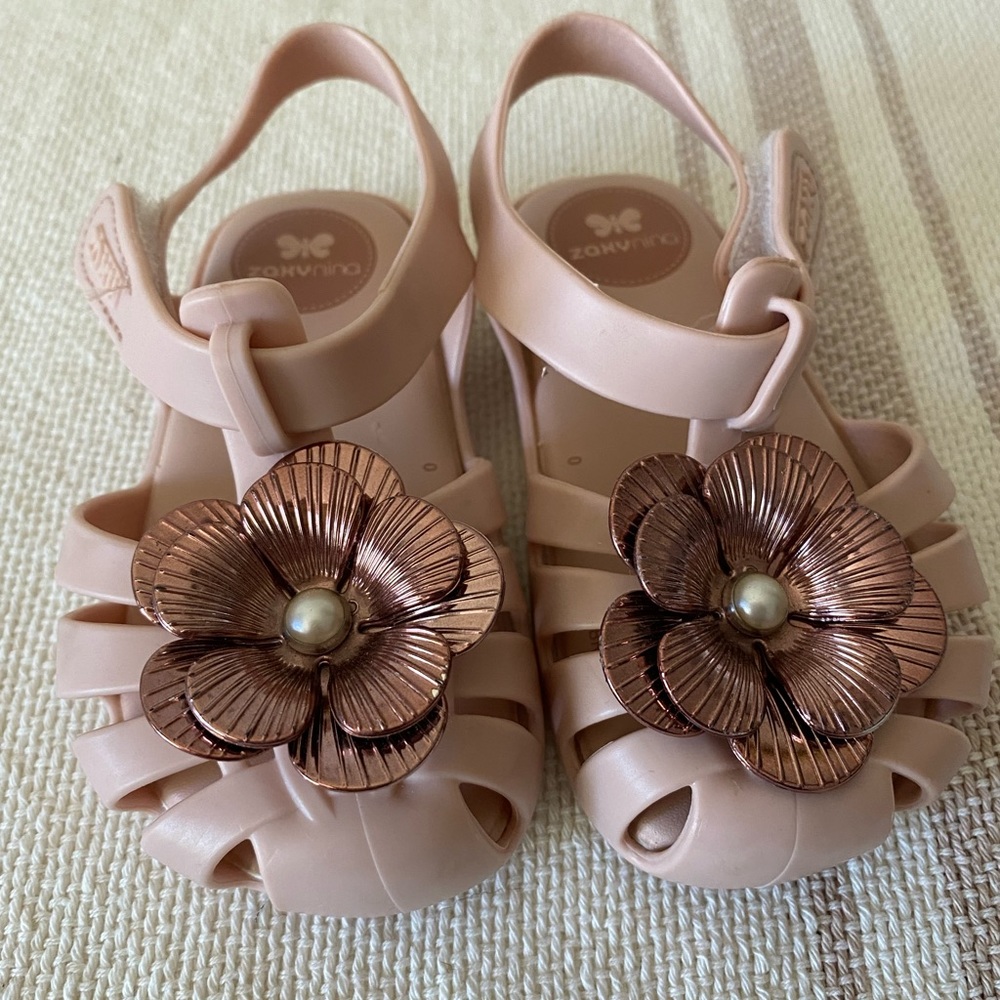 Zaxynina girl shoes
